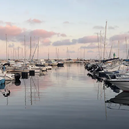 Floor Secret Garden, Daire Cannes