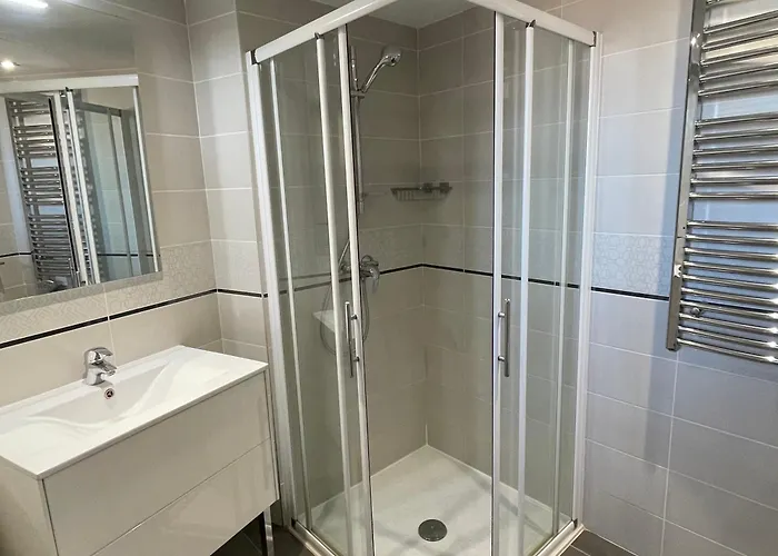 Floor Secret Garden, Cannes